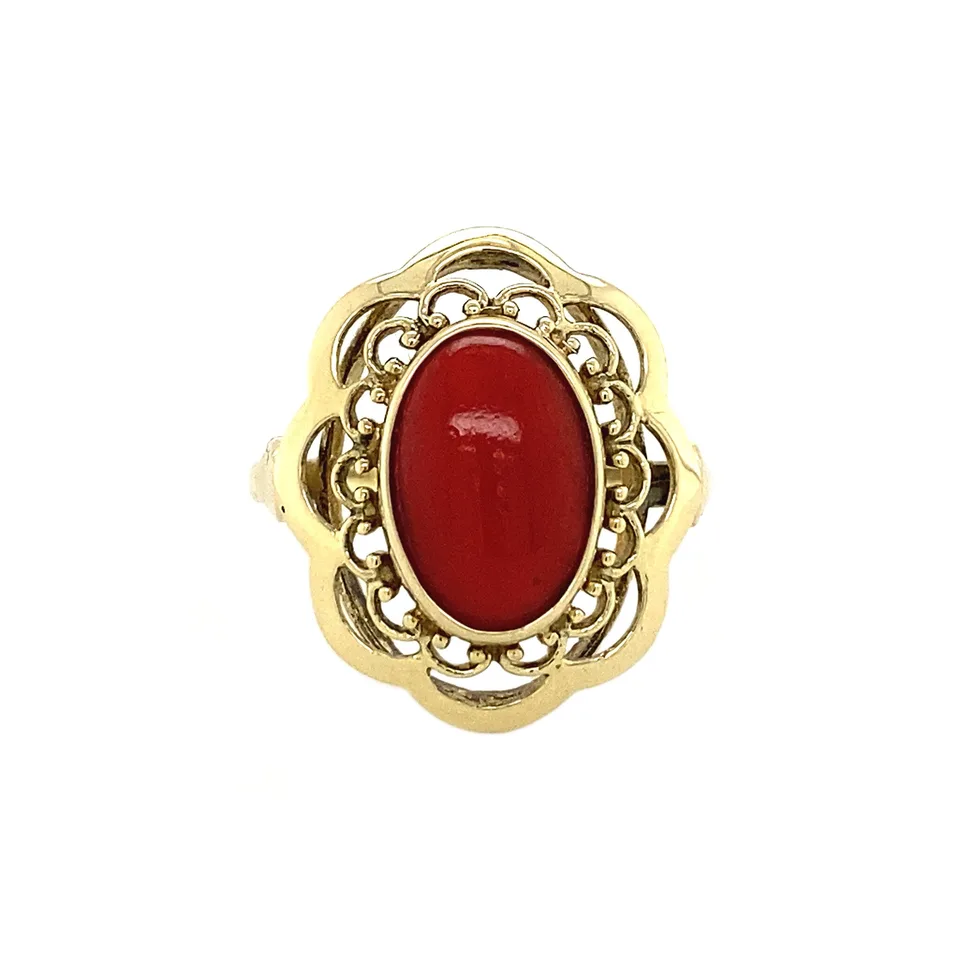 Vintage 14K Gold Ring with Red Coral