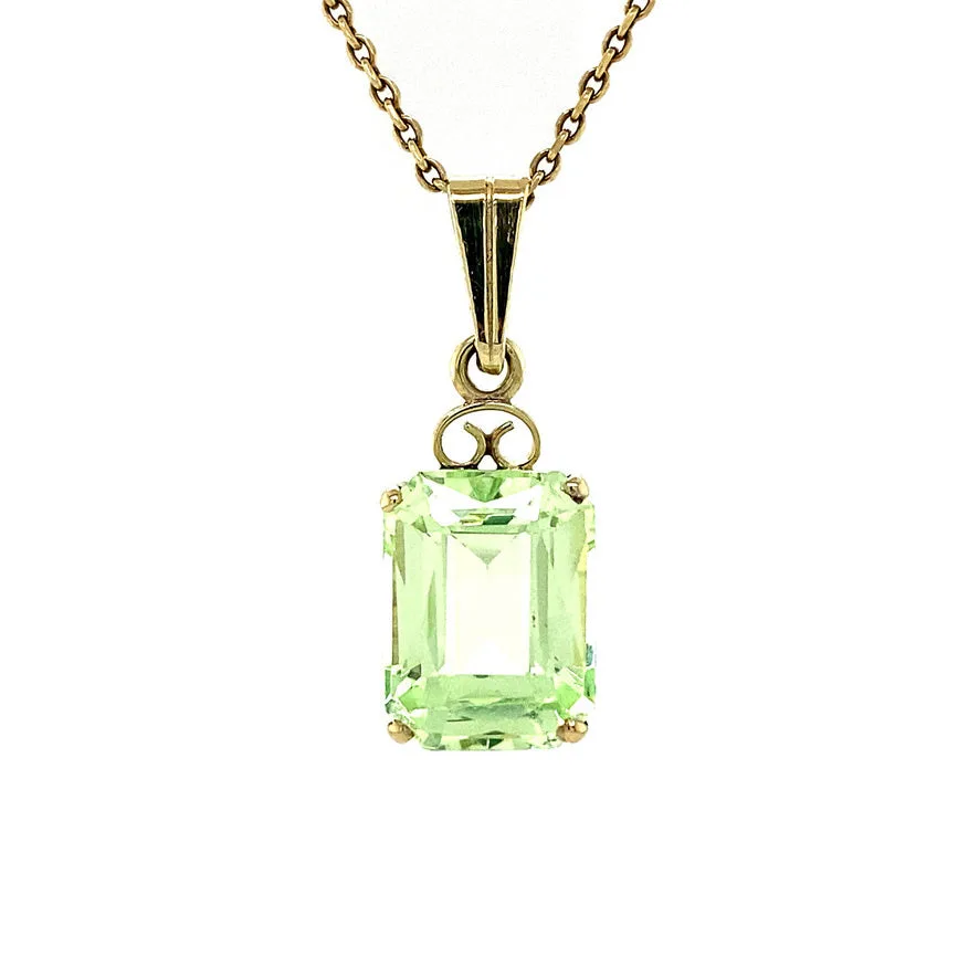 Vintage 14K Gold Pendant with Green Spinel