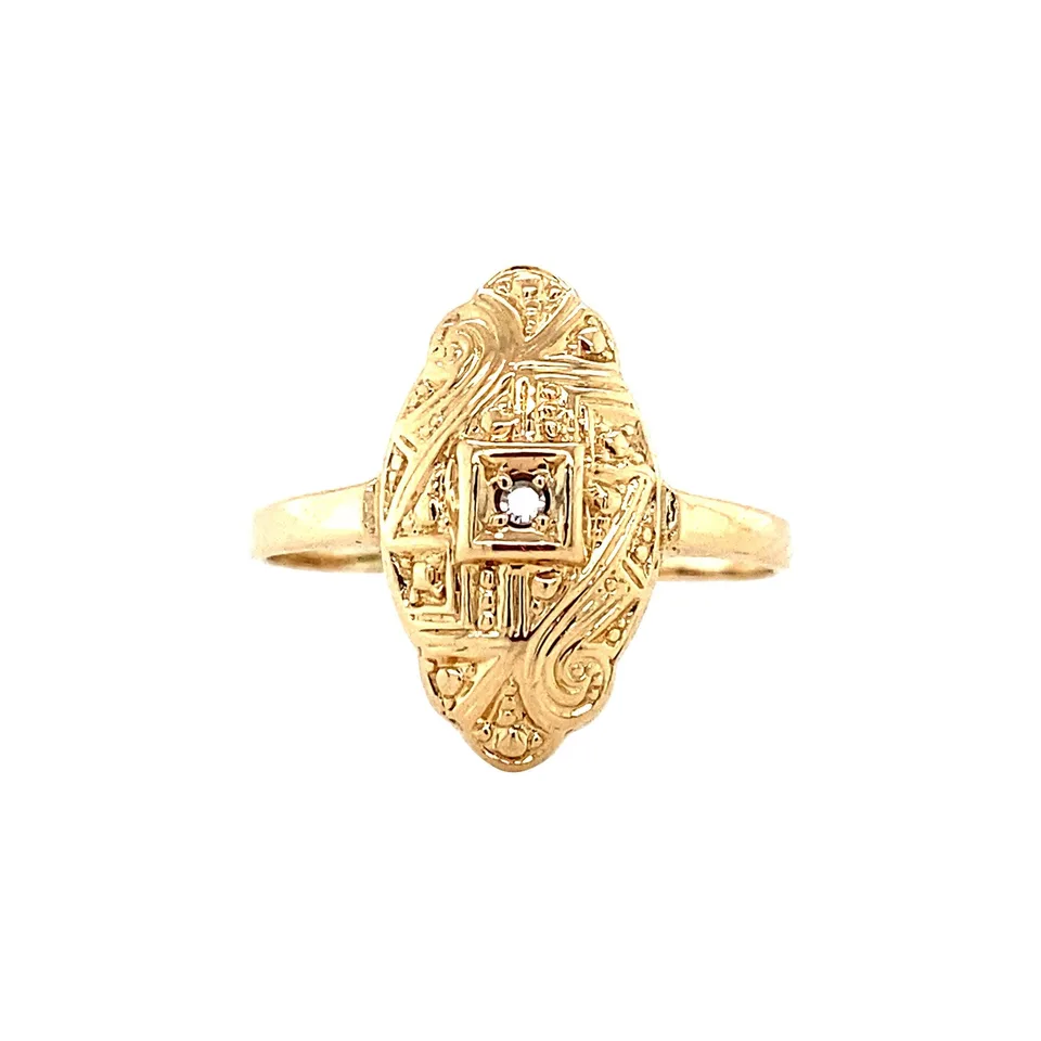 Vintage 14K Gold Ring with Diamond