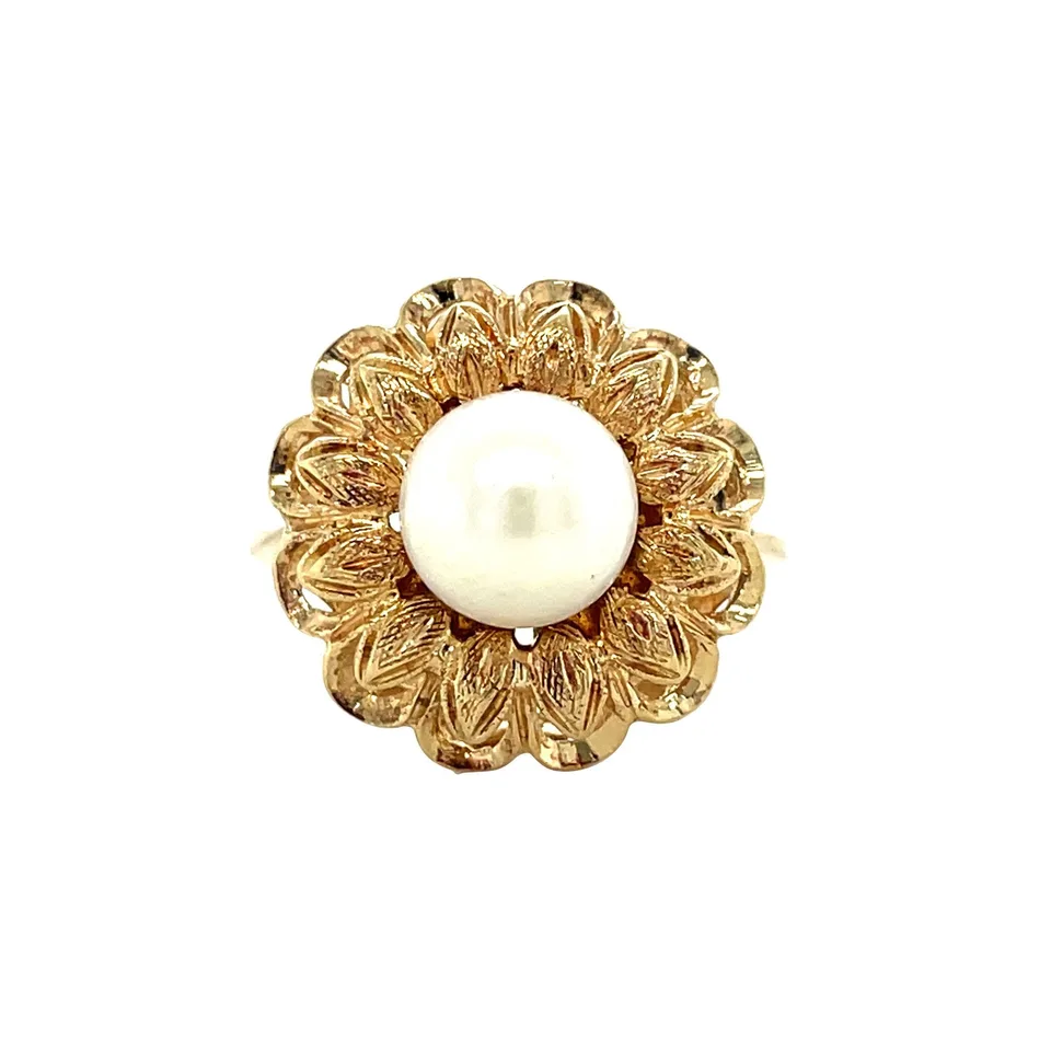 Vintage 18K Gold Ring with Pearl