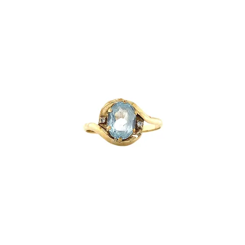 Vintage 9K Gold Ring with Topaz and Cubic Zirconia