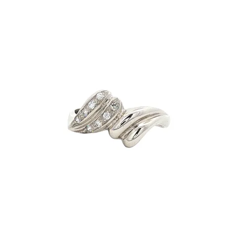 Vintage 14K White Gold Ring with Diamond