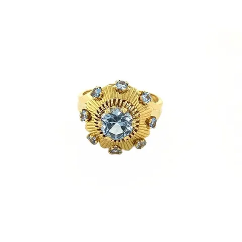 Vintage 18K Gold Ring with Blue Spinel