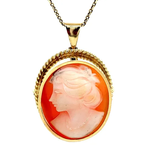 Vintage 14K Gold Pendant with Cameo
