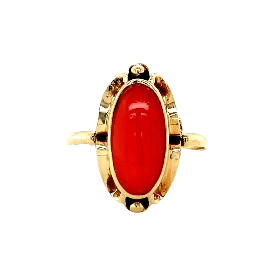 Vintage 14K Gold Ring with Red Coral