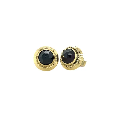 Vintage 14K Gold Stud Earrings with Garnet