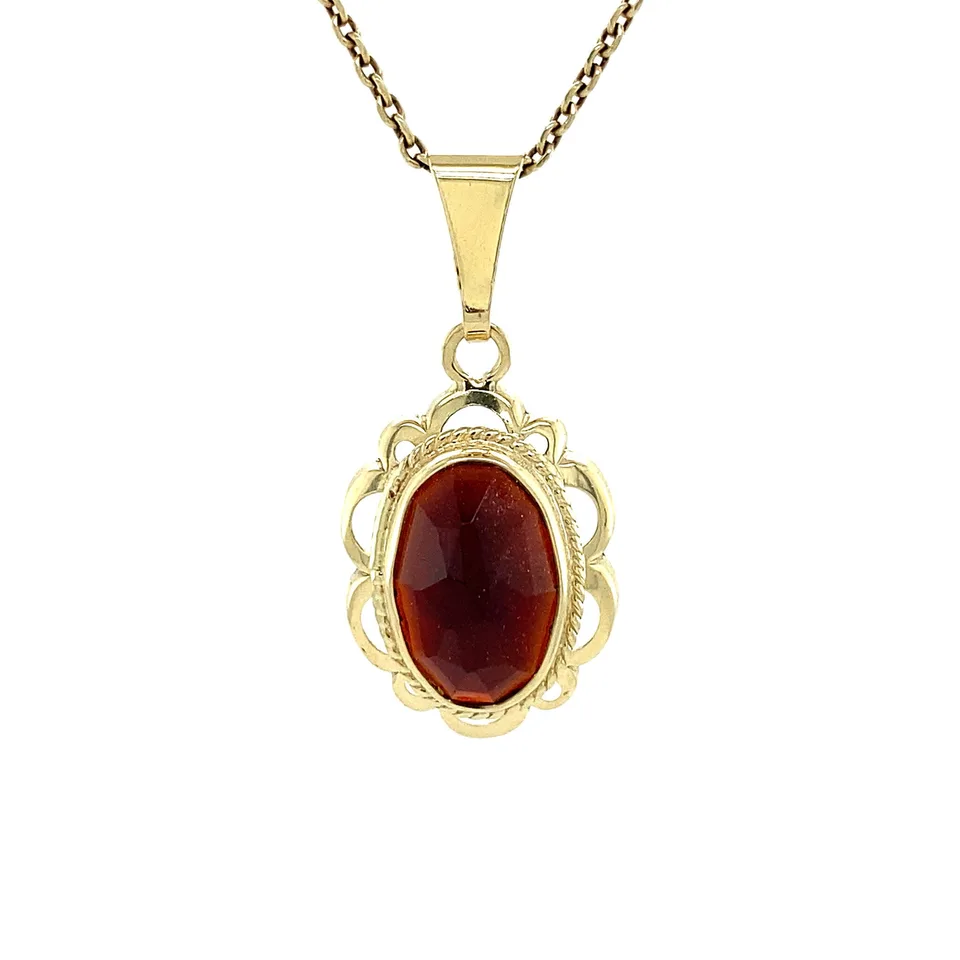 Vintage 14K Gold Pendant with Garnet