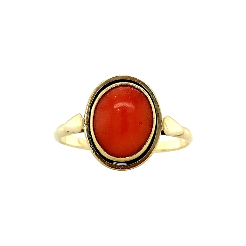 Vintage 14K Gold Ring with Red Coral