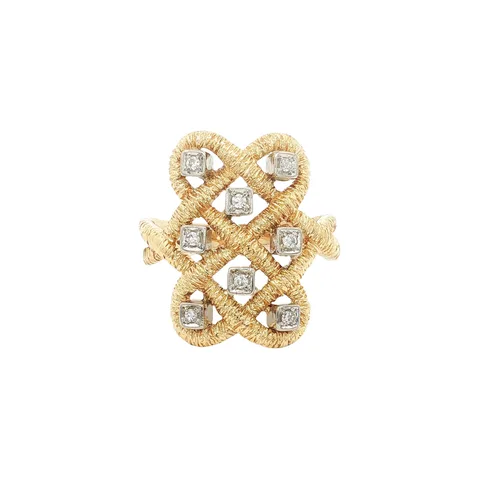 Vintage 18K Gold Ring with Diamond