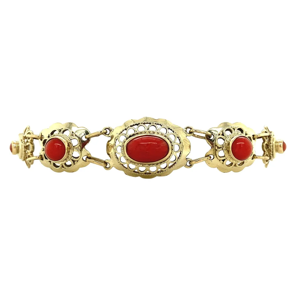 Vintage 14K Gold Bracelet with Red Coral