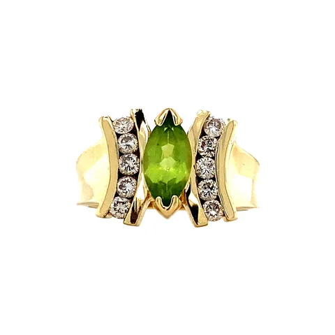 Vintage 14K Gold Ring with Peridot and Diamond