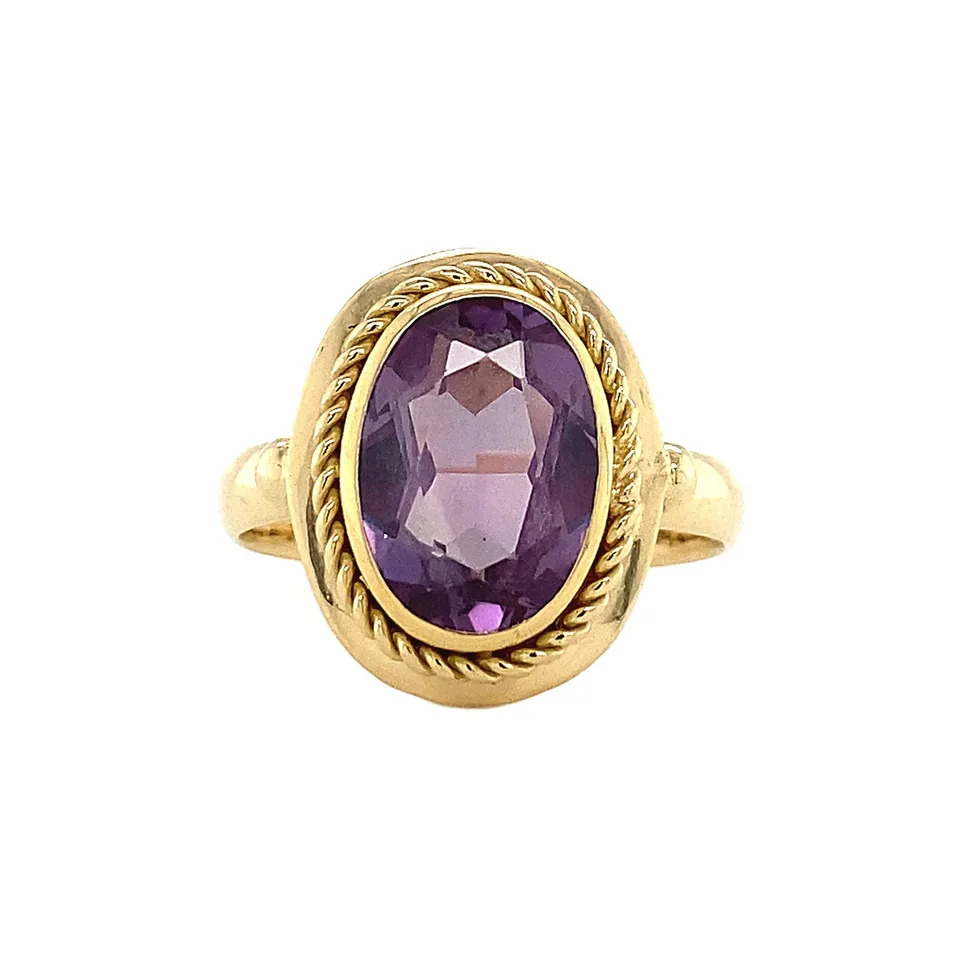 Vintage 14K Gold Ring with Sapphire