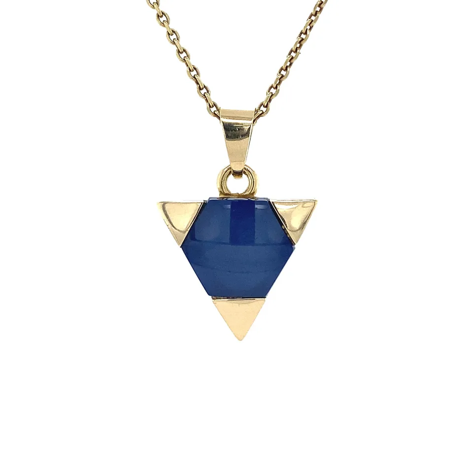 Vintage 14K Gold Pendant with Star Sapphire