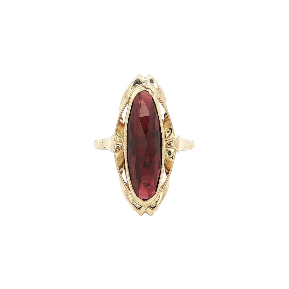 Vintage 14K Gold Ring with Garnet