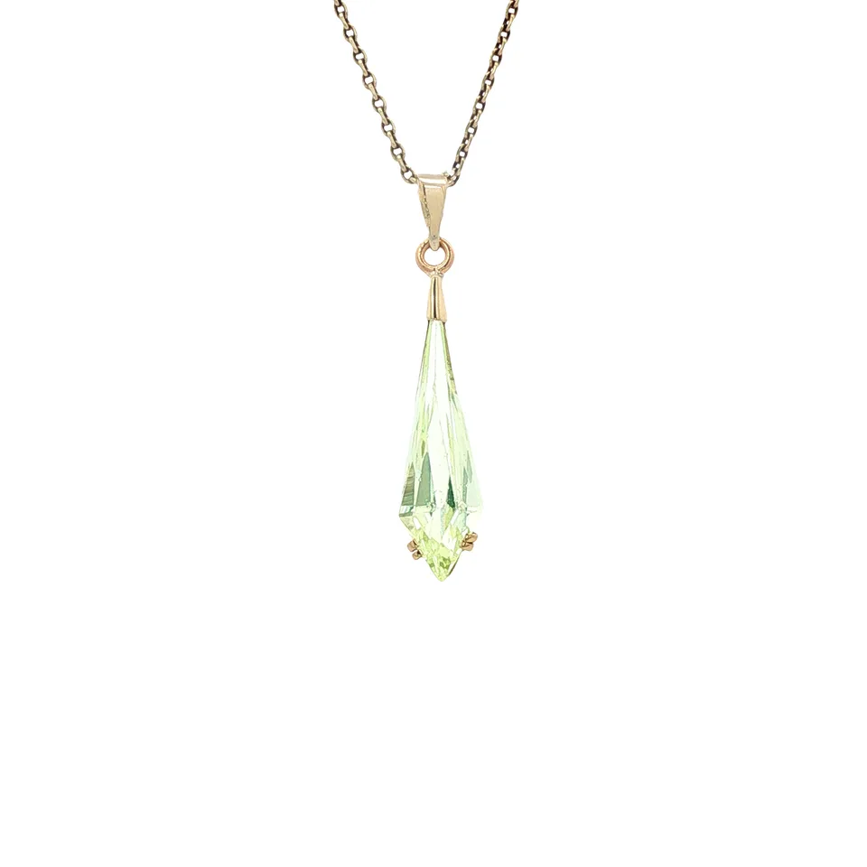 Vintage 14K Gold Pendant with Spinel