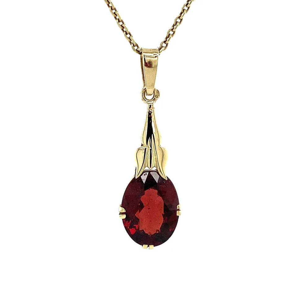 Vintage 14K Gold Pendant with Garnet