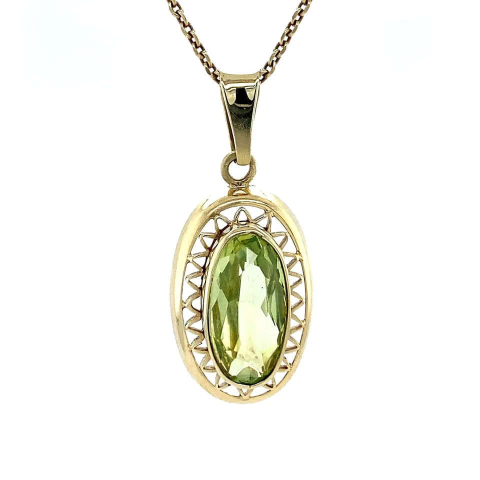 Vintage 14K Gold Pendant with Green Spinel