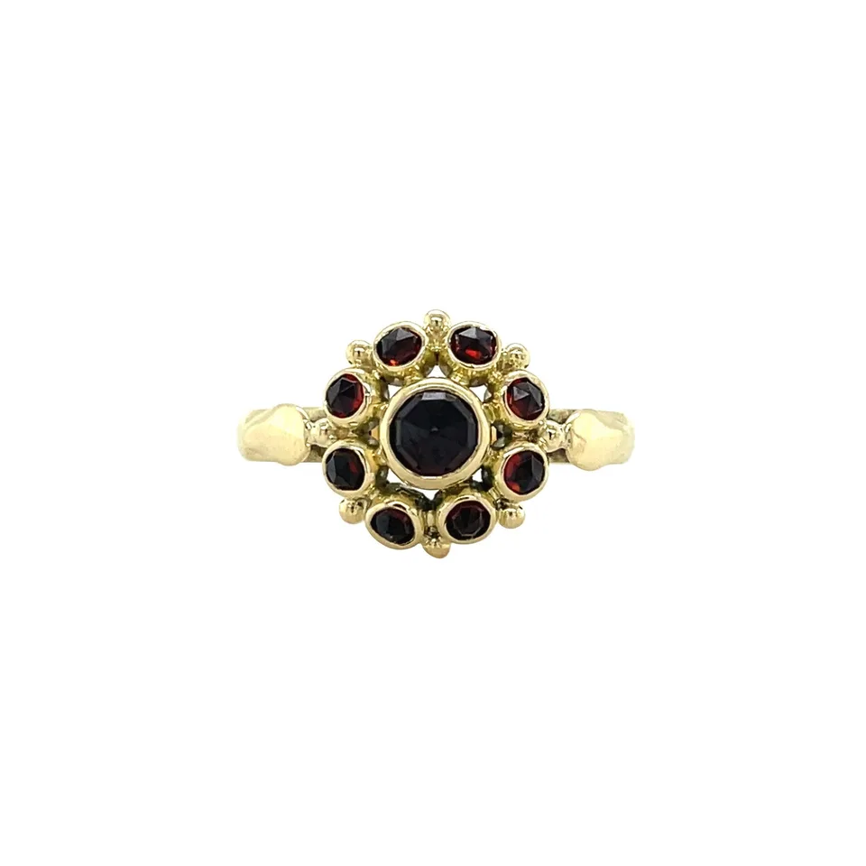 Vintage 14K Gold Cluster Ring with Garnet