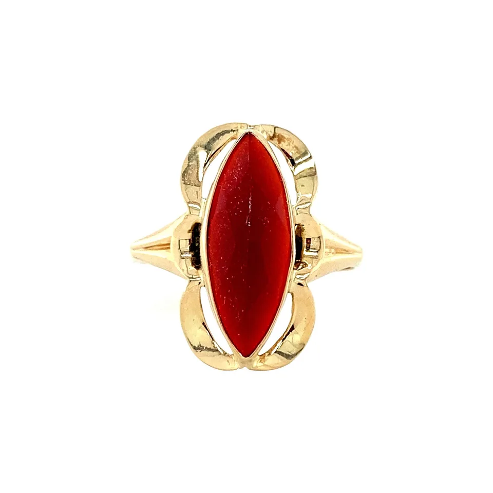 Vintage 14K Gold Ring with Carnelian