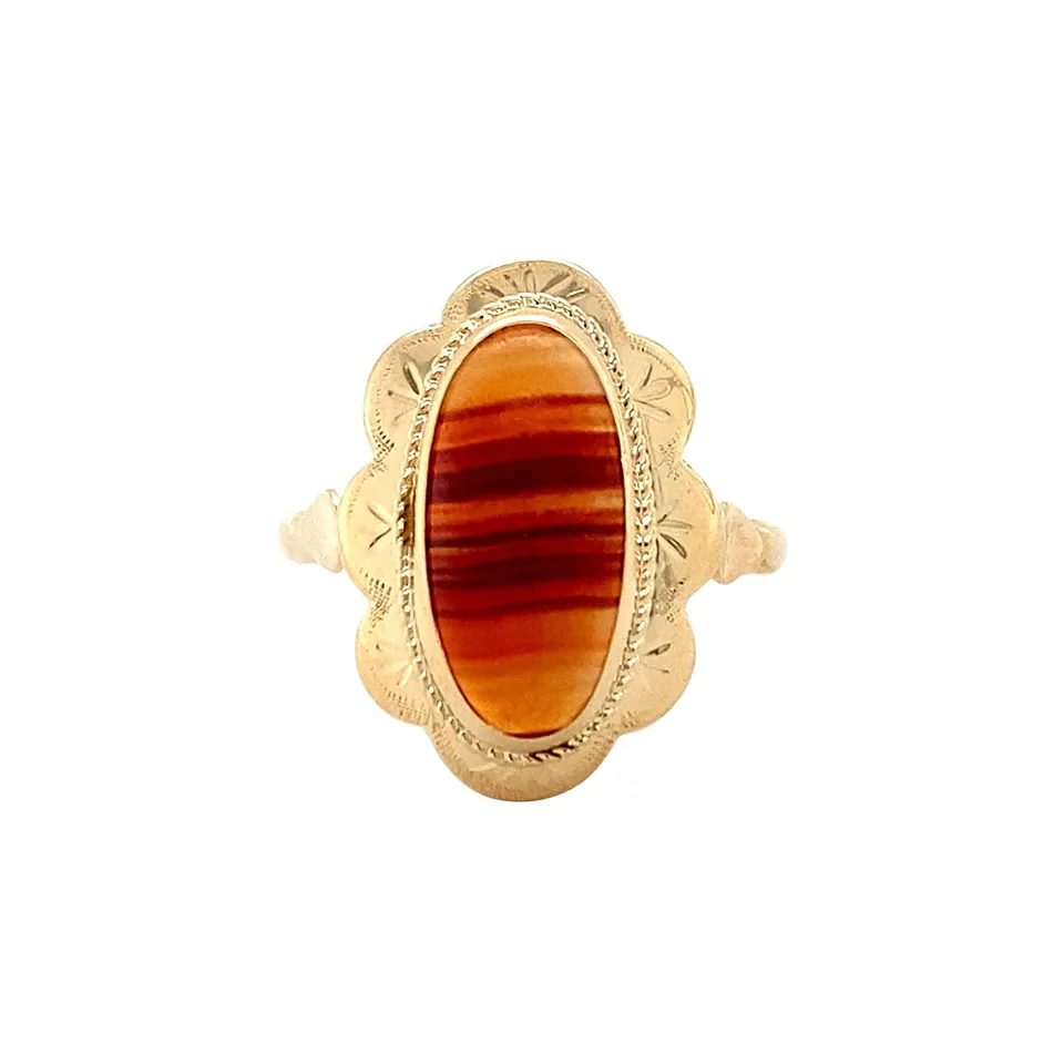Vintage 14K Gold Ring with Banded Agate