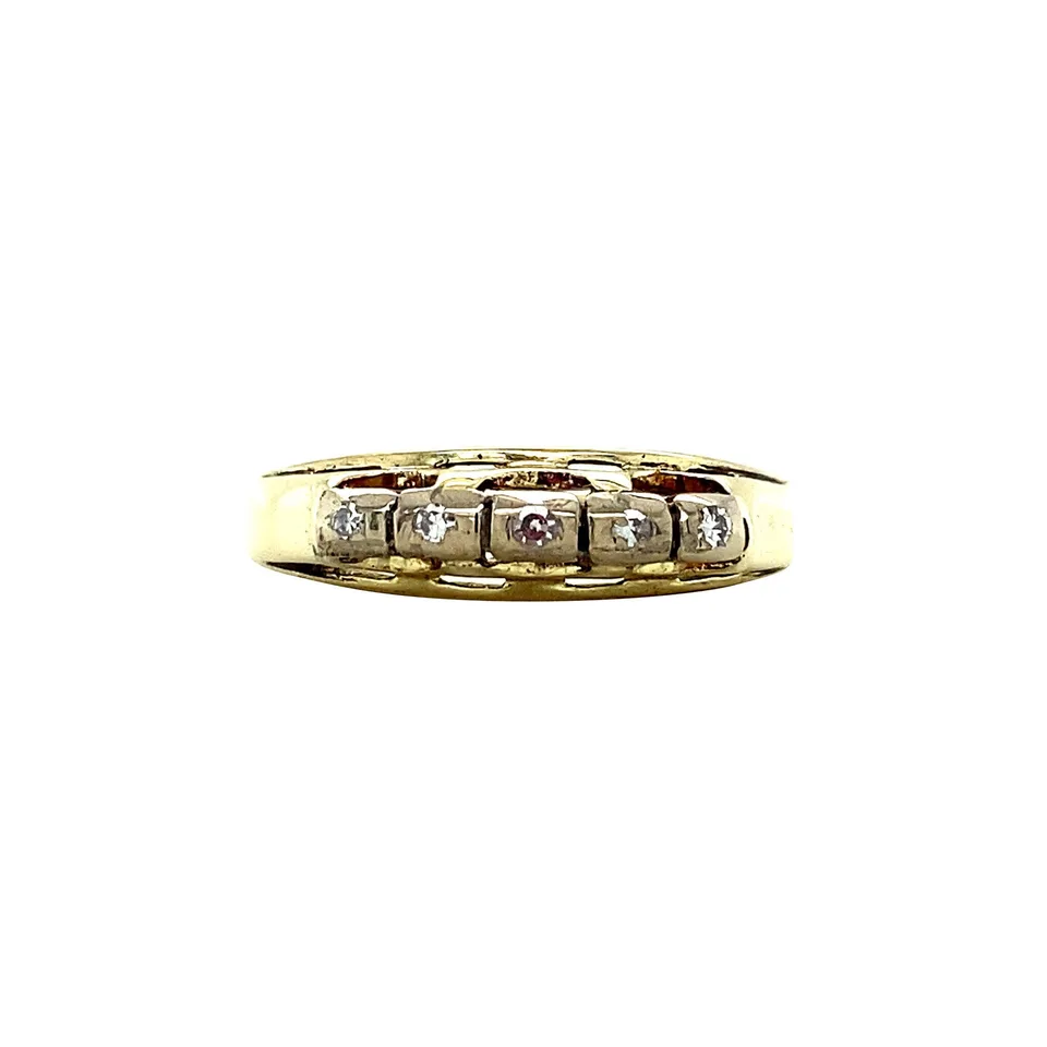 Vintage 14K Gold Ring with Diamond