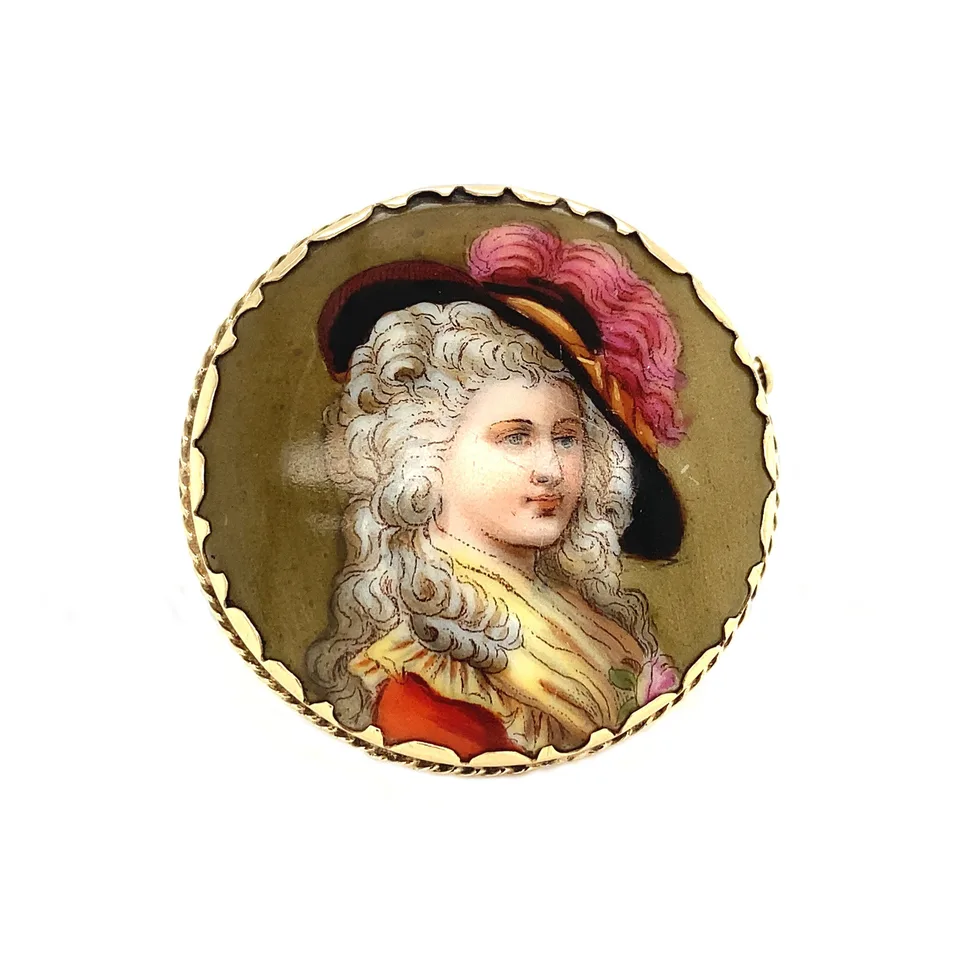 Vintage 14K Gold Brooch with Peinture Enamel