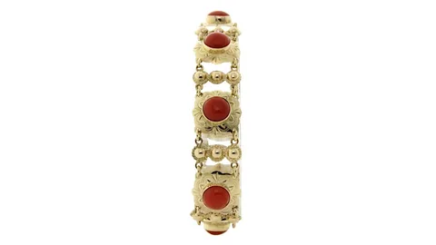 Vintage 14K Gold Bracelet with Red Coral