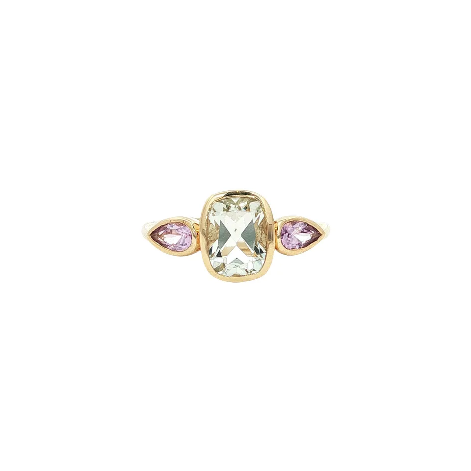Vintage 9K Gold Ring with Amethyst