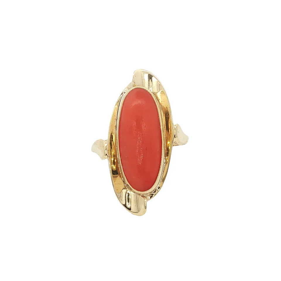 Vintage 14K Gold Ring with Red Coral