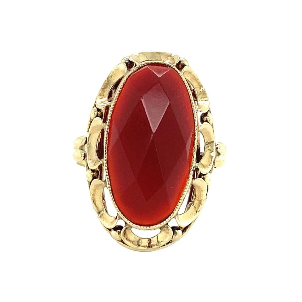 Vintage 14K Gold Ring with Carnelian