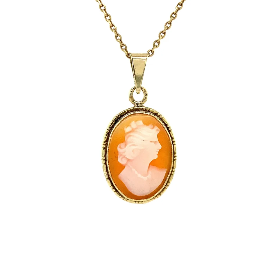 Vintage 14K Gold Pendant with Cameo