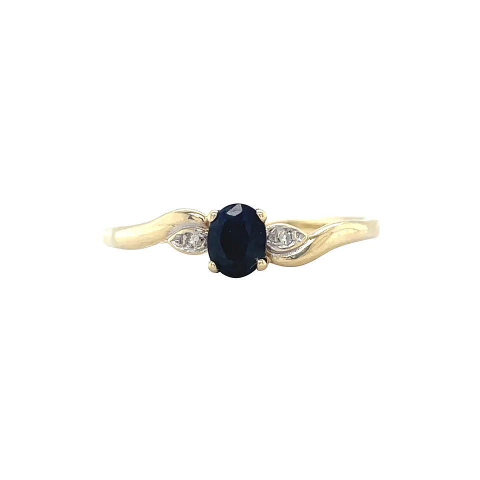 Vintage 14K Gold Ring with Sapphire and Diamond