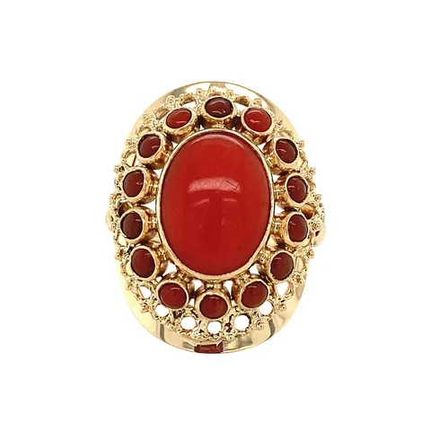 Vintage 14K Gold Ring with Red Coral
