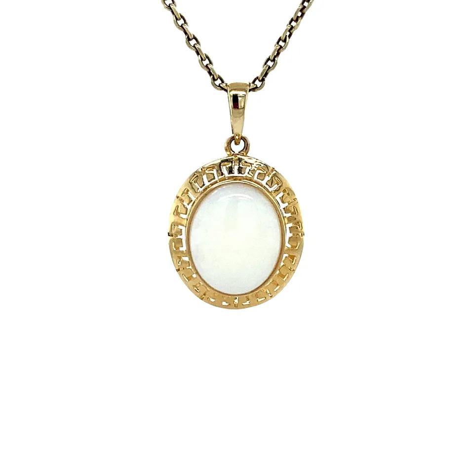 Vintage 14K Gold Pendant with Opal