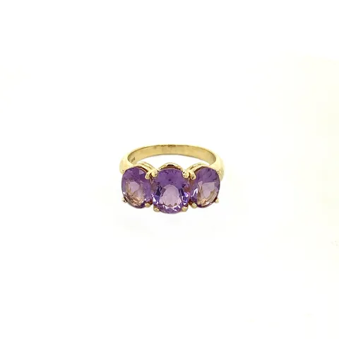 Vintage 14K Gold Ring with Amethyst