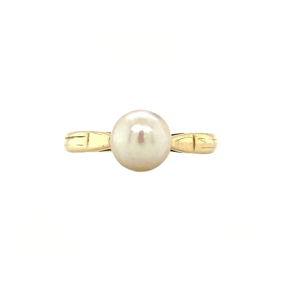 Vintage 14K Gold Ring with Pearl
