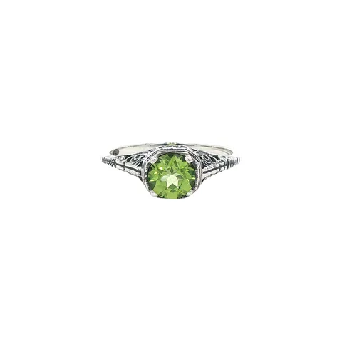 Vintage Sterling Silver Ring with Peridot