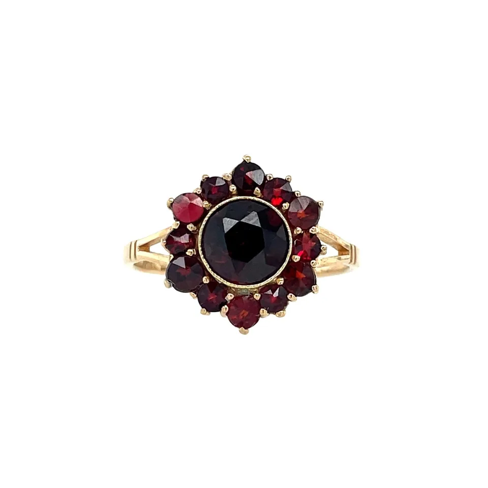 Vintage 14K Gold Cluster Ring with Garnet