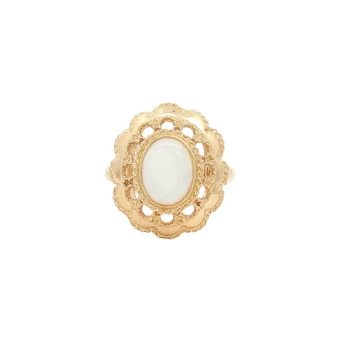 Vintage 14K Gold Ring with Opal