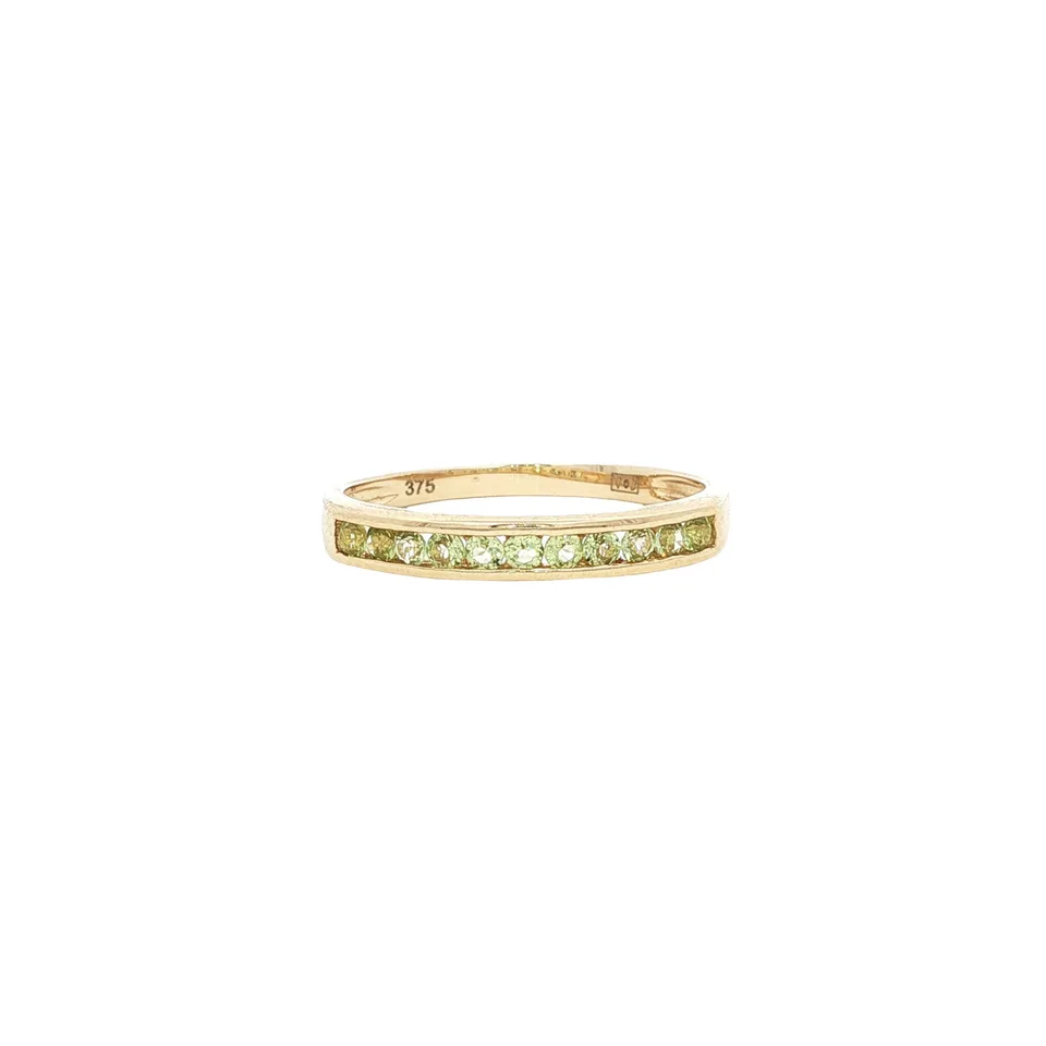Vintage 9K Gold Ring with Peridot