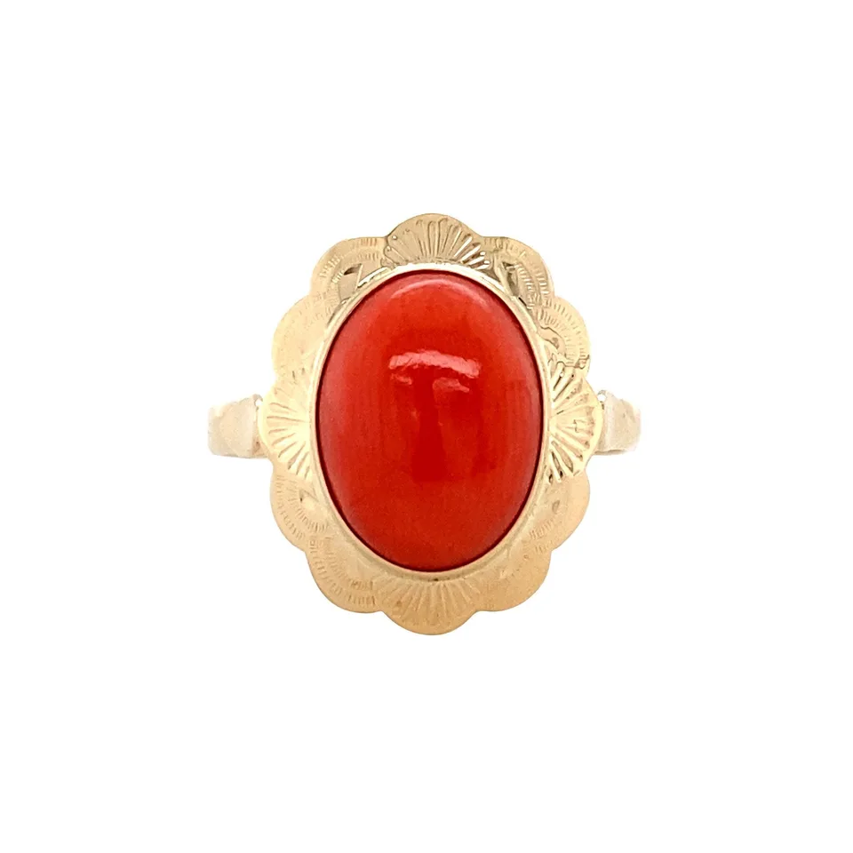 Vintage 14K Gold Ring with Red Coral