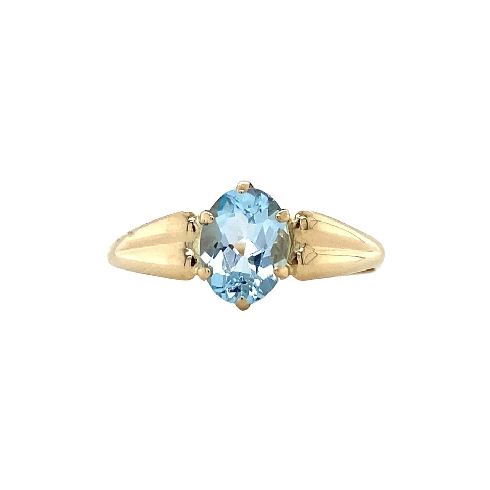 Vintage 14K Gold Ring with Topaz