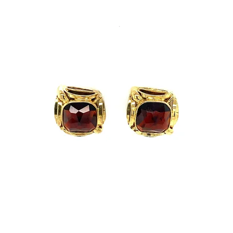 Vintage 14K Gold Stud Earrings with Garnet