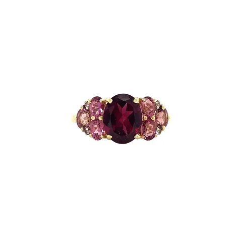 Vintage 9K Gold Ring with Cubic Zirconia