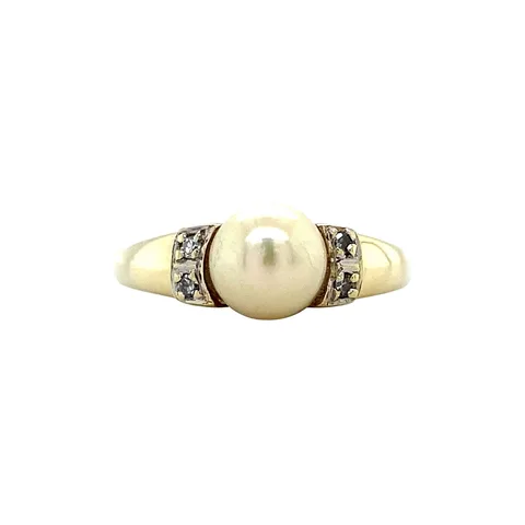 Vintage 14K Gold Ring with Pearl and Diamond
