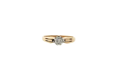 Vintage 14K Rose Gold Solitaire Ring with Diamond