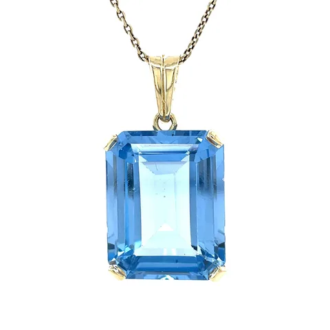 Vintage 14K Gold Pendant with Spinel