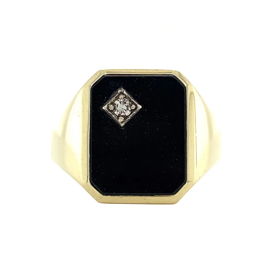 Vintage 14K Gold Signet Ring with Onyx and Diamond