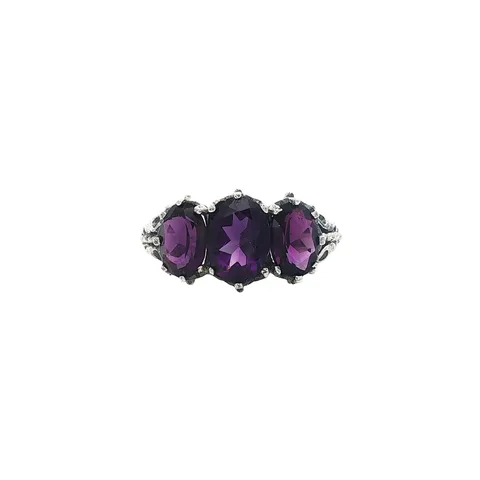 Vintage Sterling Silver Ring with Amethyst