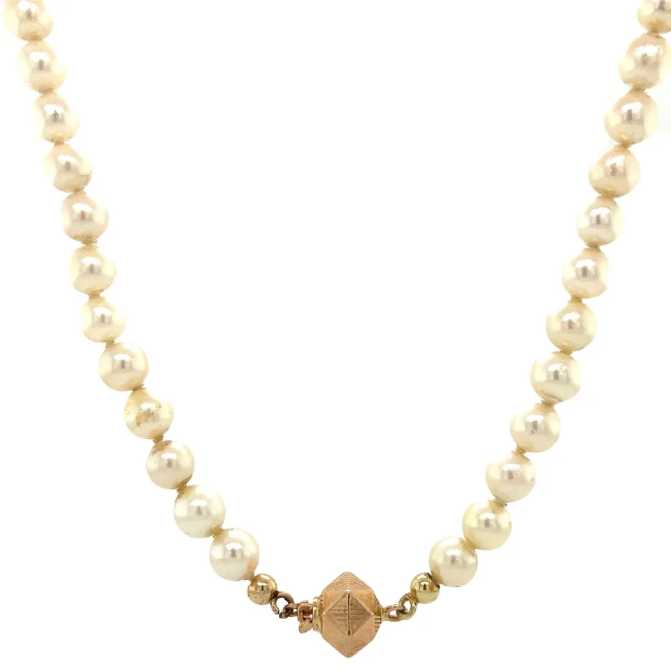 Vintage Pearl Necklace with 14K Gold Clasp 46 cm